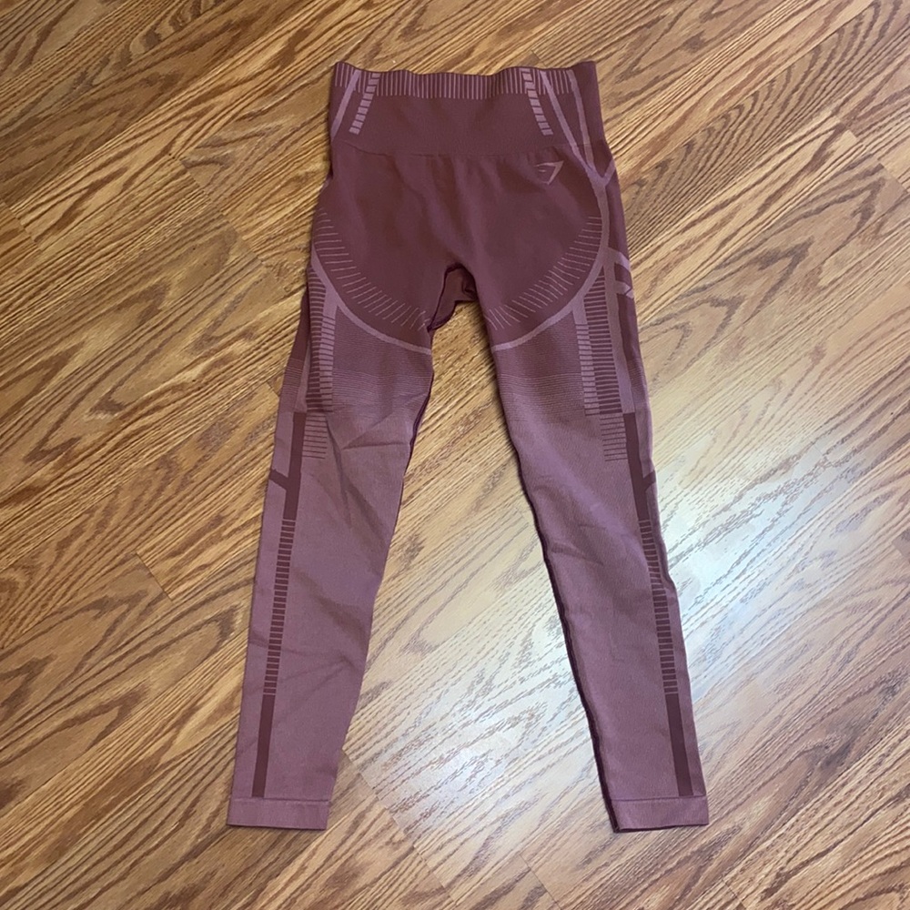 Gymshark Geo Ombre Set - Picture 6 of 10